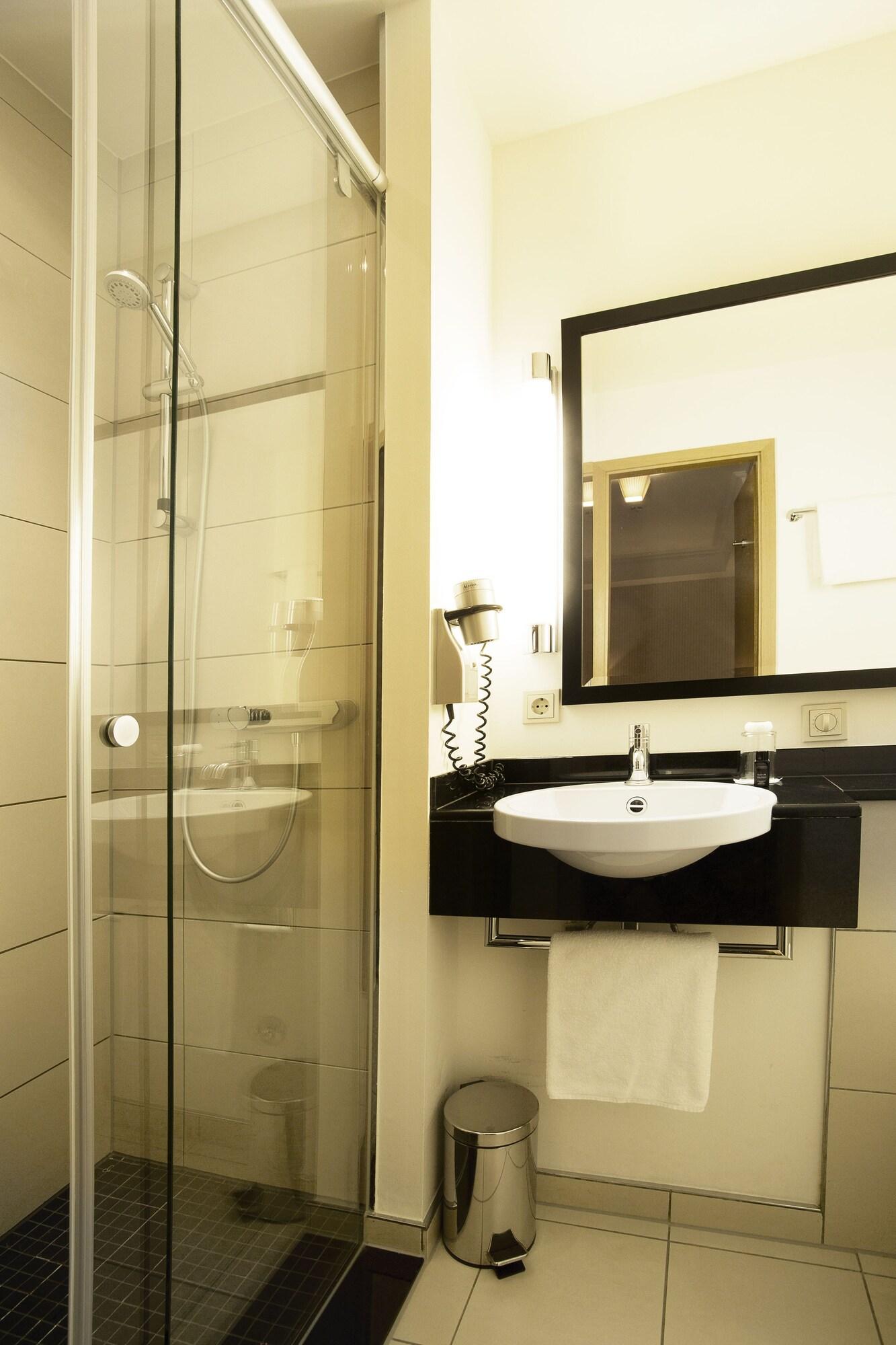 Townhouse Hotel Frankfurt nad Menem Zewnętrze zdjęcie