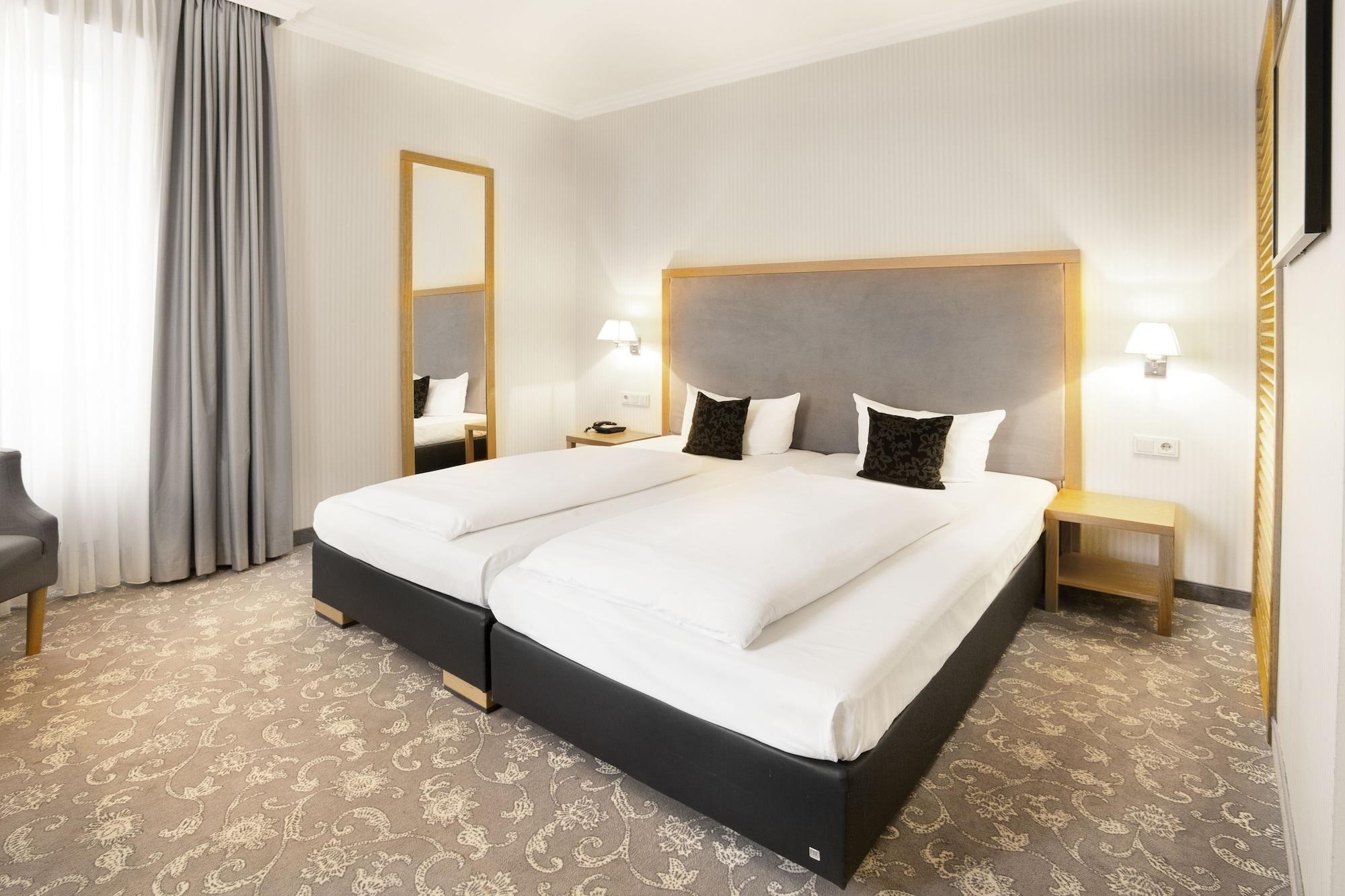 Townhouse Hotel Frankfurt nad Menem Zewnętrze zdjęcie