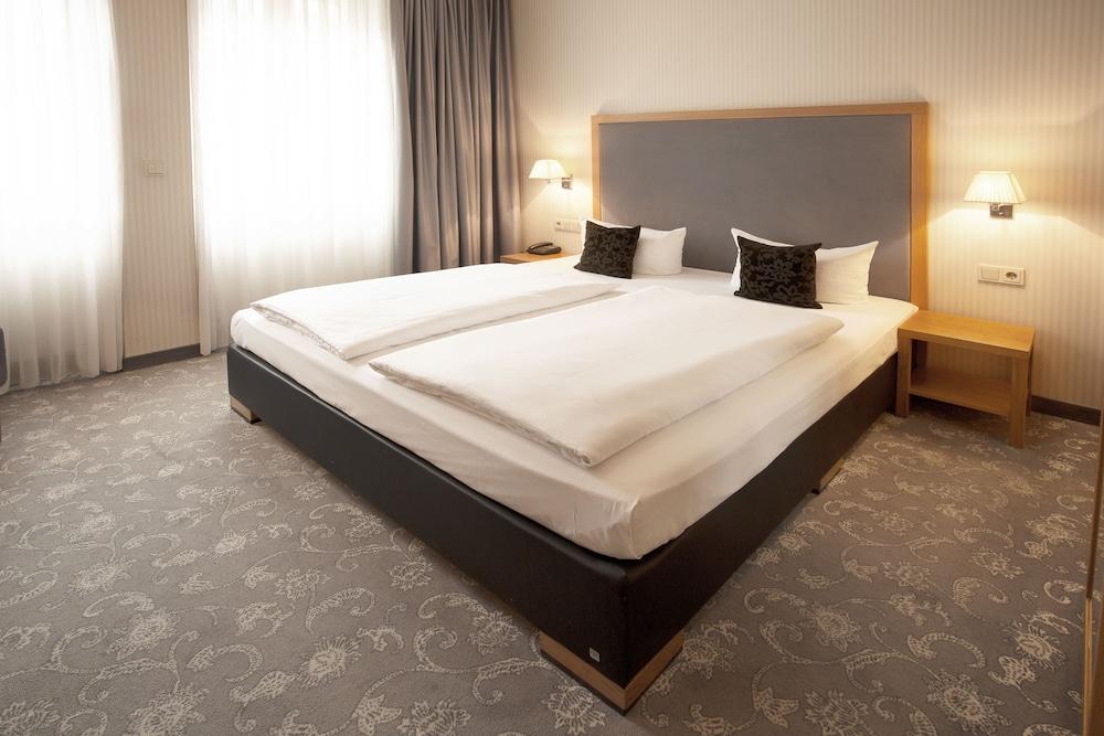 Townhouse Hotel Frankfurt nad Menem Zewnętrze zdjęcie