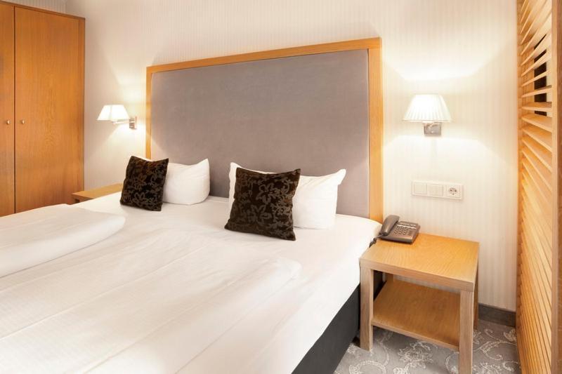 Townhouse Hotel Frankfurt nad Menem Pokój zdjęcie
