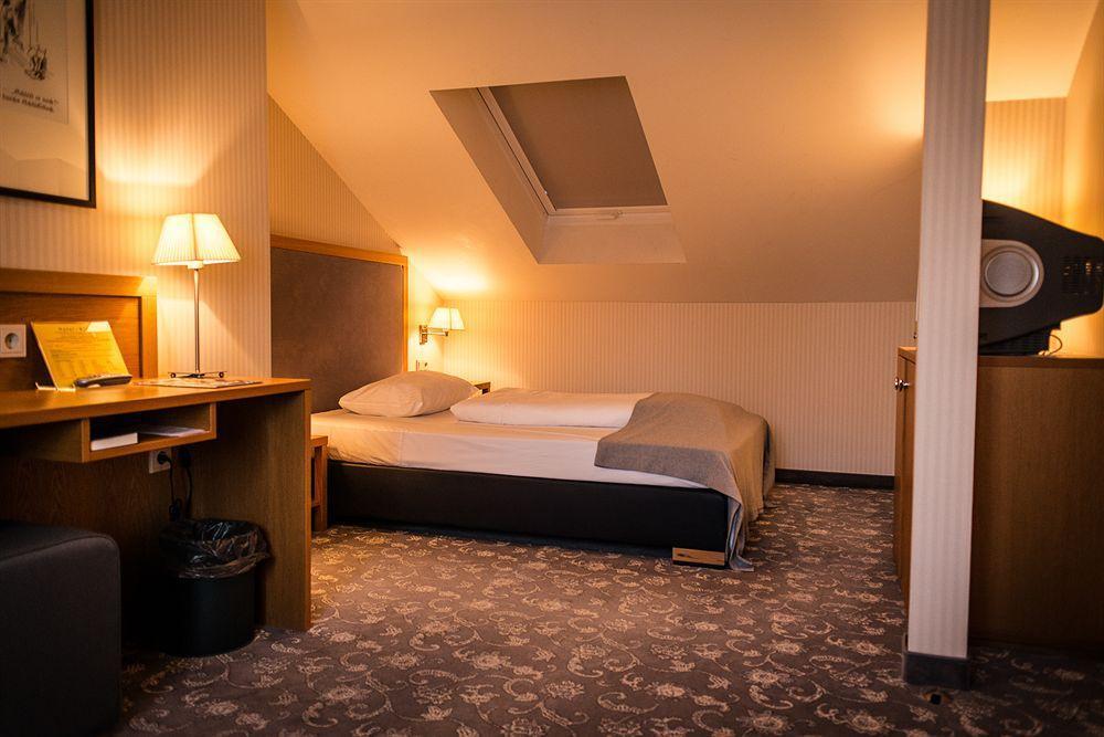 Townhouse Hotel Frankfurt nad Menem Zewnętrze zdjęcie